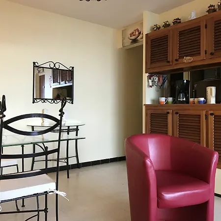 Apartment Port St. Ange 3 *