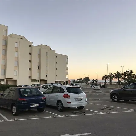 Port St. Ange 3 *